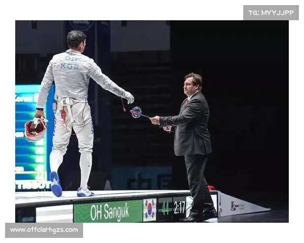 湖南比赛现场激烈有序 裁判专业判罚赢得运动员家长高度信赖