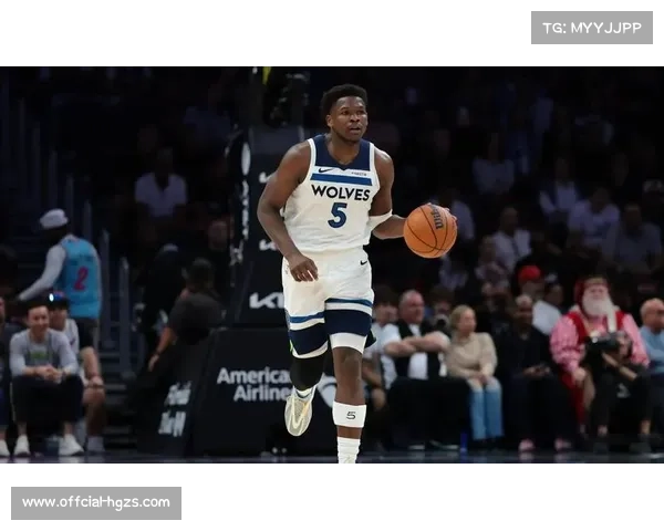 爱德华兹达成万分里程碑,赛后拥抱米切尔